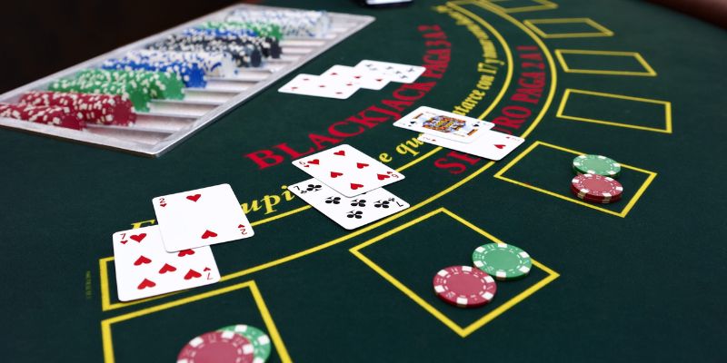 Luật chơi Blackjack tại 23Win đơn giản bí quyết thắng lớn